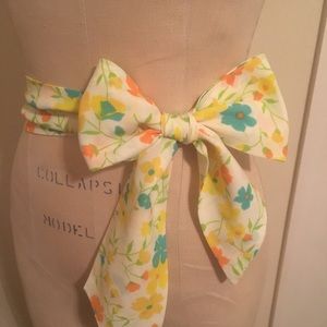 Beautiful Vintage Floral Scarf or Sash Fun Pattern